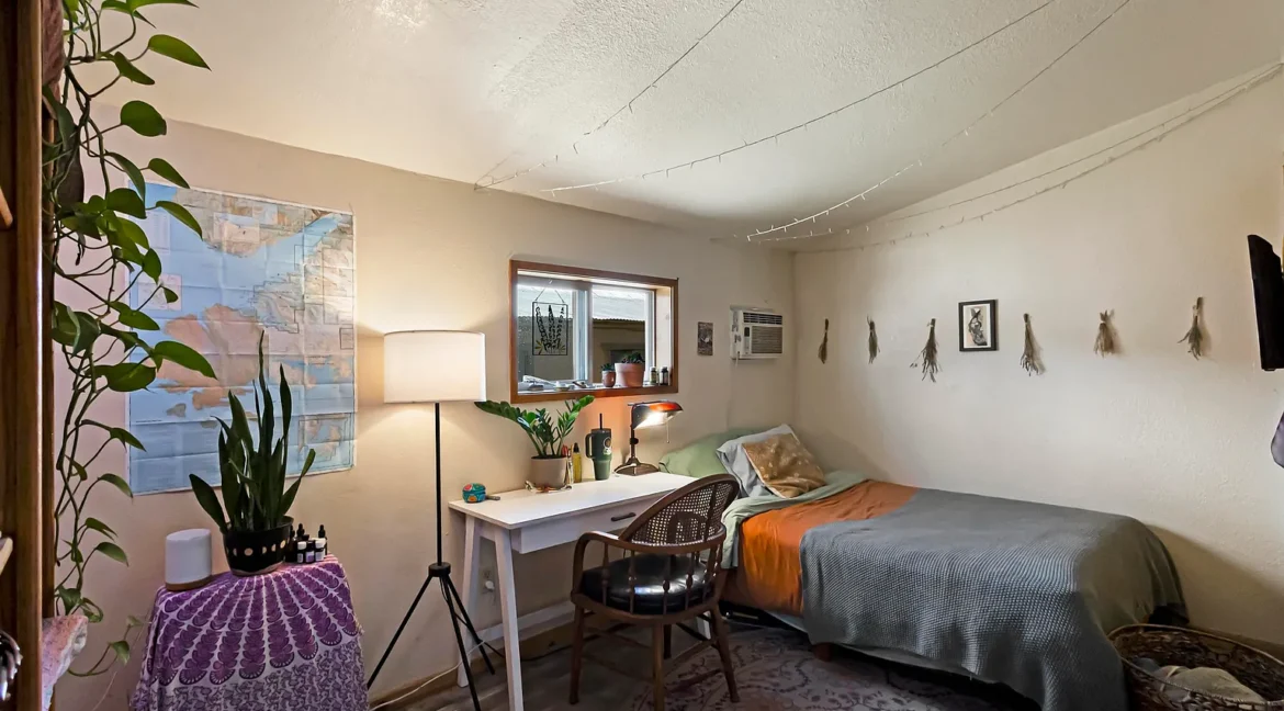 2266 E Main Street Quincy - 14