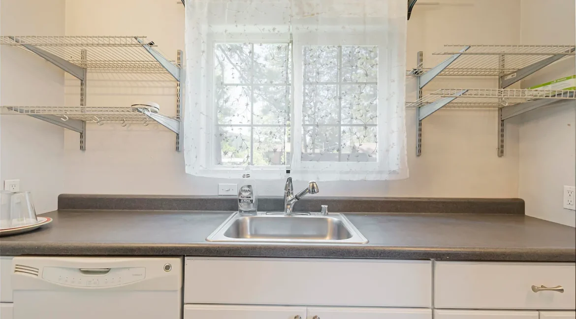 2266 E Main Street Quincy - 23