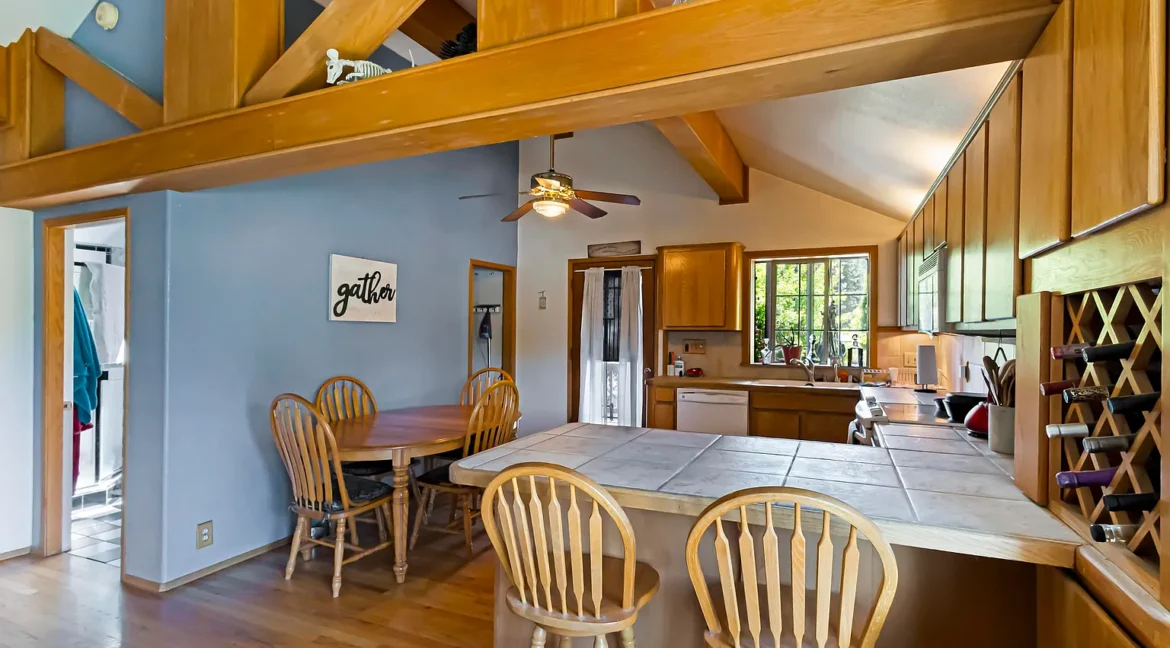 2266 E Main Street Quincy - 27