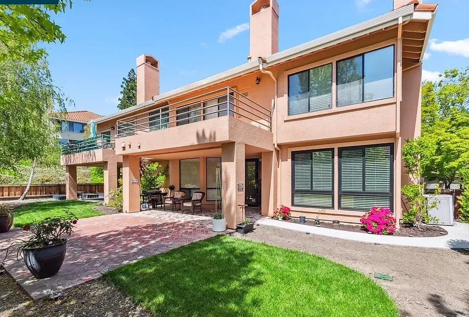 771 Lakemont Place unit 2 _ 1