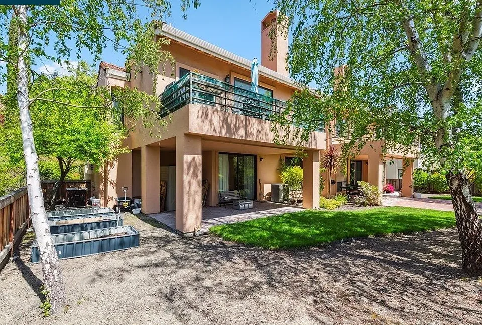 771 Lakemont Place unit 2 _ 2