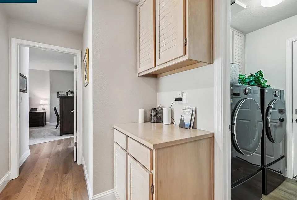771 Lakemont Place unit 2 _ 6
