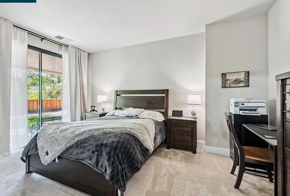 771 Lakemont Place unit 2 _ 7